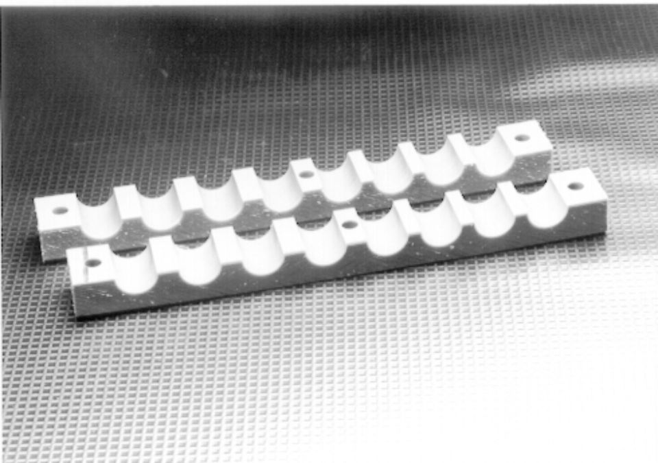 Plastic bearing blocks made from Nylatron NSM PA6 Plastic bearing blocks made from Nylatron NSM PA6